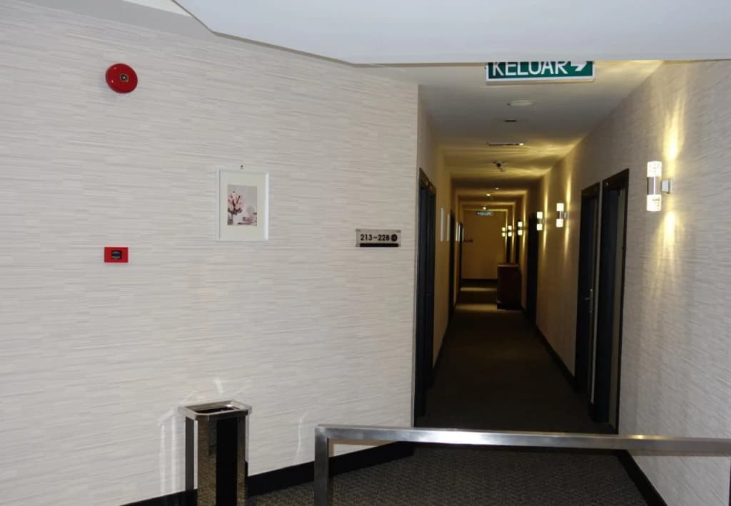 One Avenue Hotel - photo 13