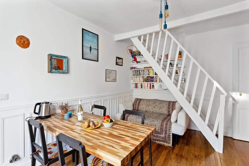 Spacious and Bright Duplex Located in the 19th - photo 9