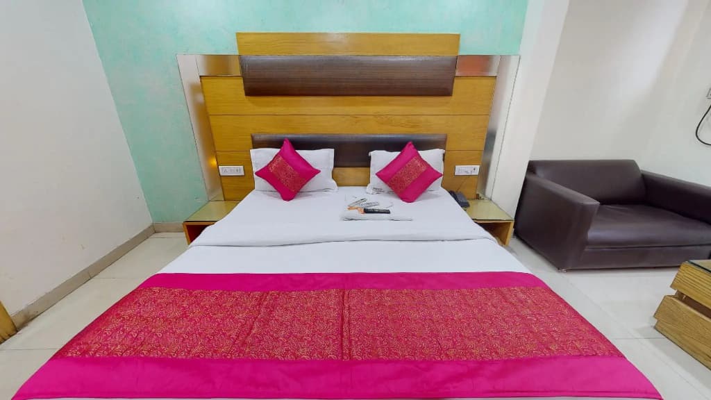 Hotel Lav-Kush Deluxe - photo 6
