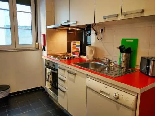 Red Passion Apartment - photo 12