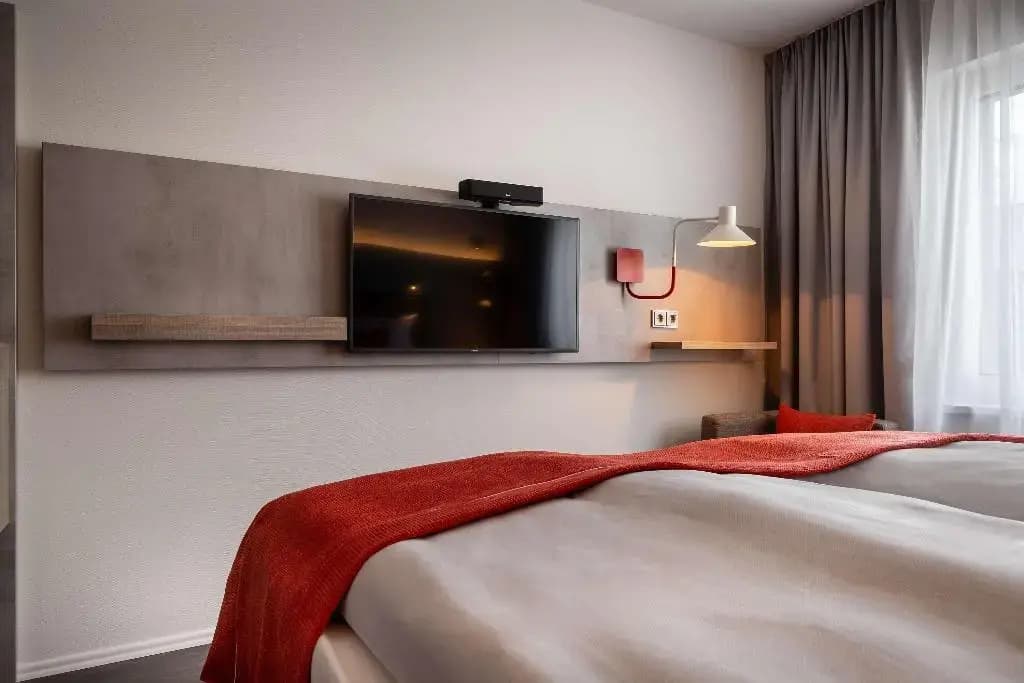 Holiday Inn - the niu, Hide Berlin Friedrichshain by IHG - photo 3