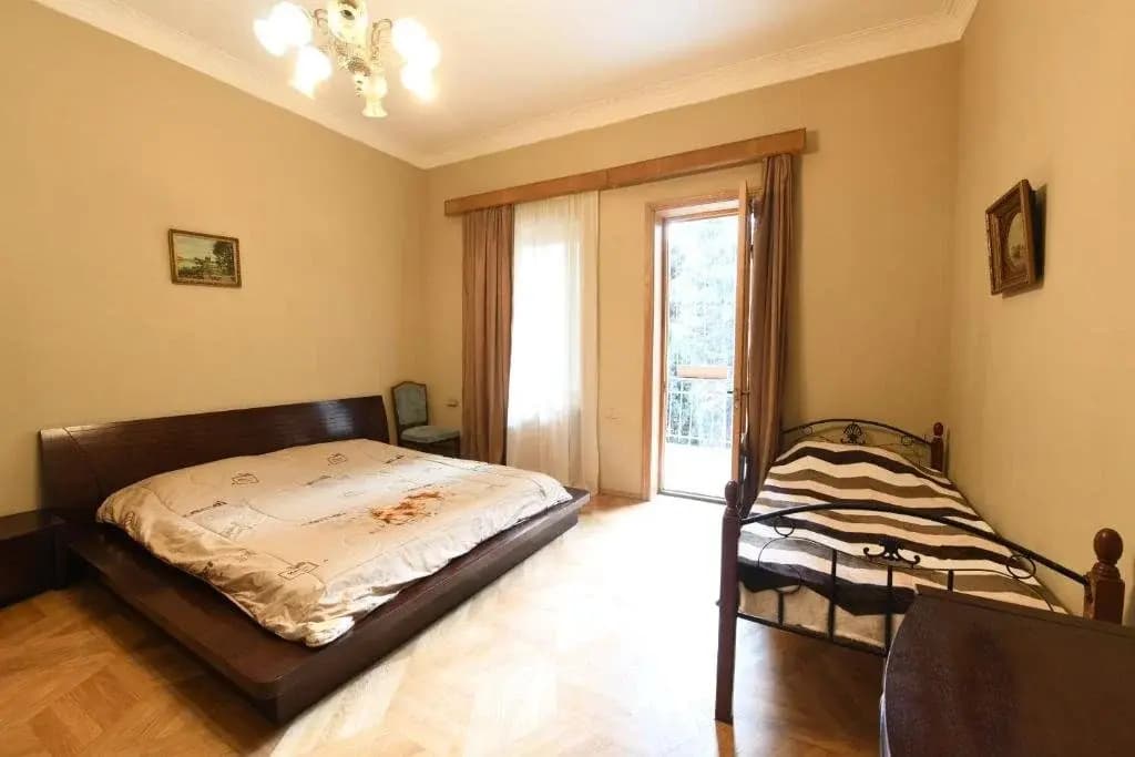 The Flat - photo 11
