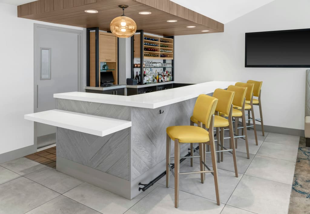 Hilton Garden Inn Queens/JFK Airport - photo 4