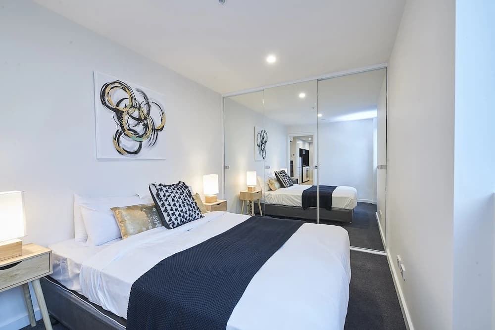 HFN Crown Boutique Apartment - photo 6