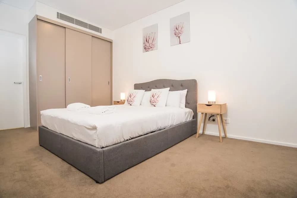 Oud Wood Apartment - photo 4