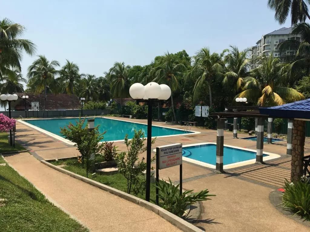 Seri Bulan Apartment Teluk Kemang - photo 2