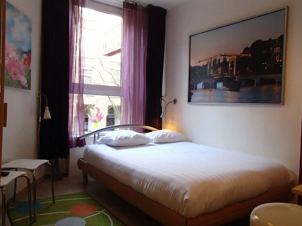 Bicycle Hotel Amsterdam - photo 4