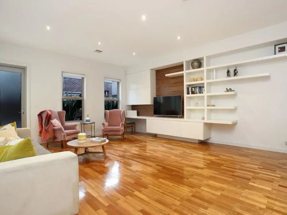 Kew Luxurious Townhouse - photo 3