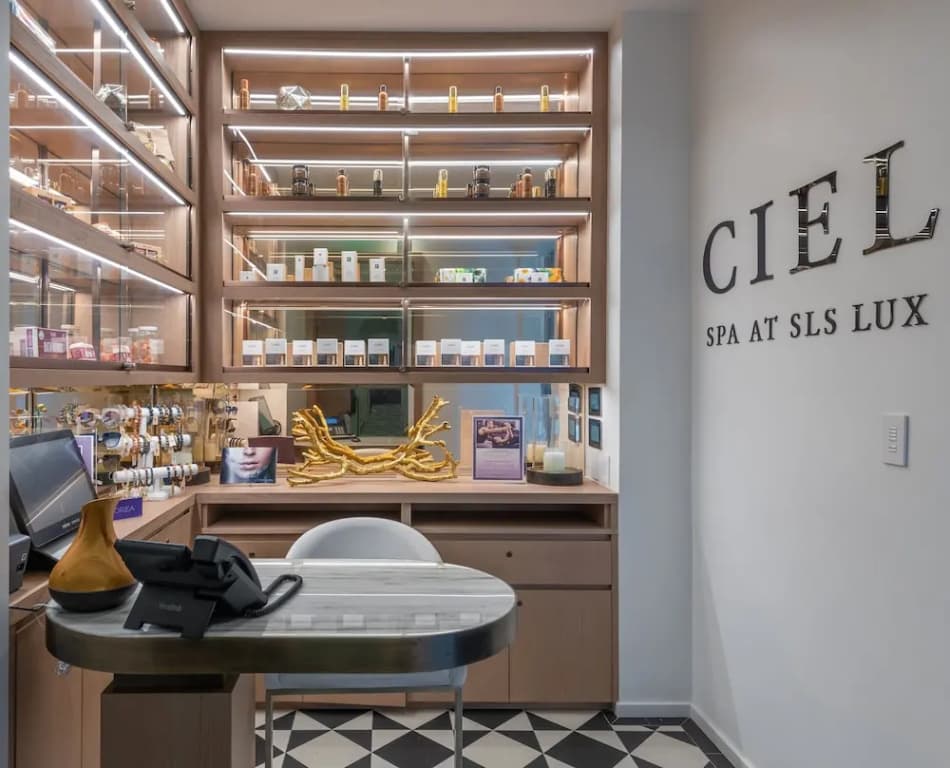 Suites at SLS LUX Brickell managed by CE - photo 10