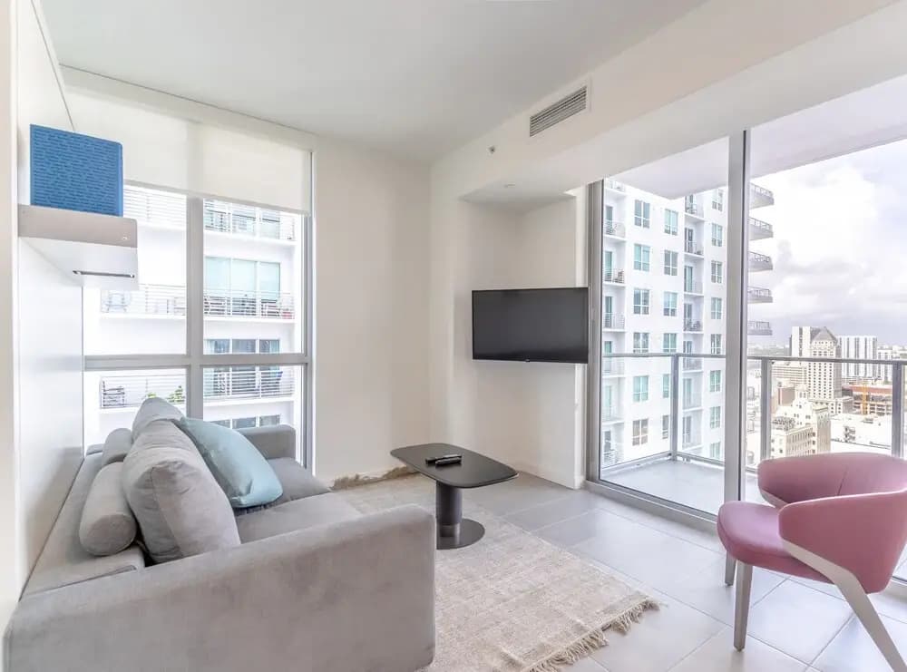Downtown Miami Condos by Lua Host - photo 8