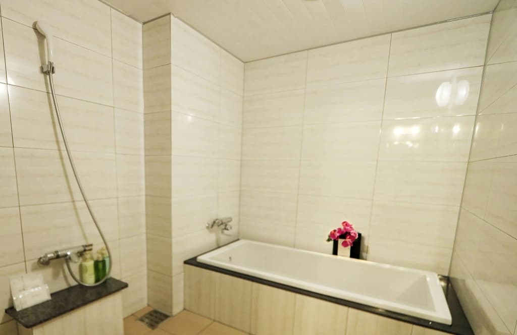 Hotel Kanade Osaka Namba - photo 10