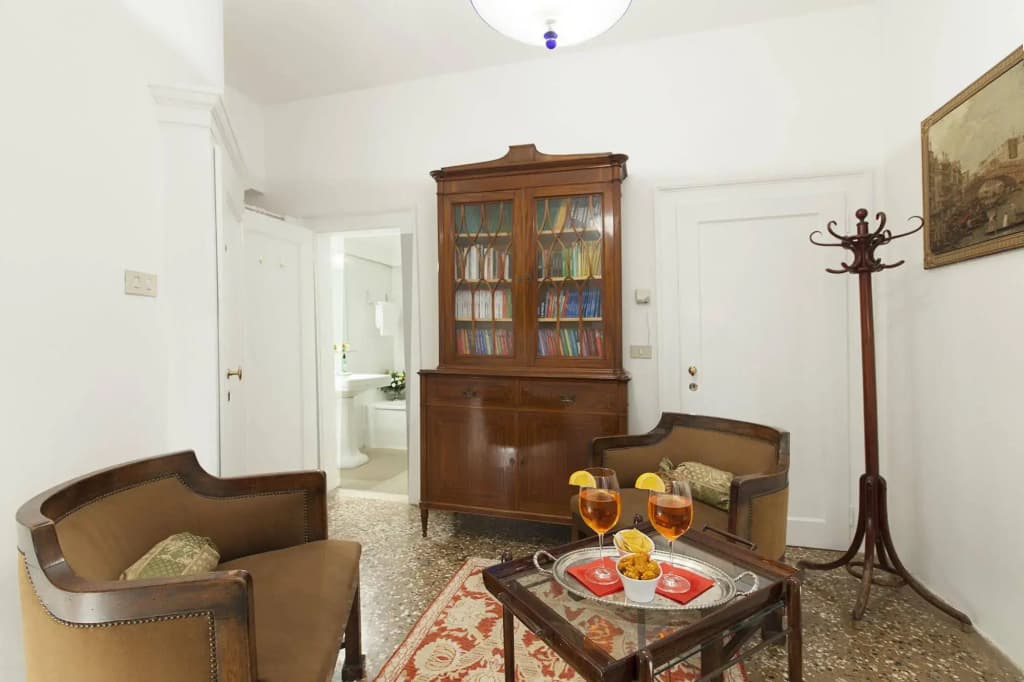 Benzon Apartments - photo 4
