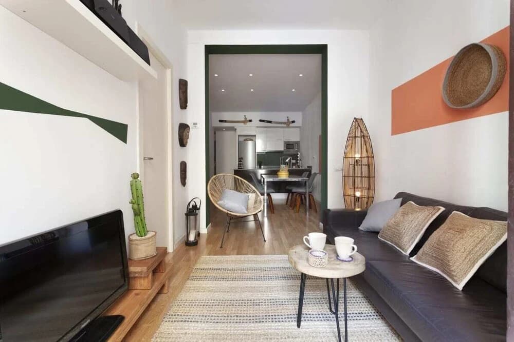 Centric 2 Bedroom Apartment With a Private Lovely Terrace - photo 5