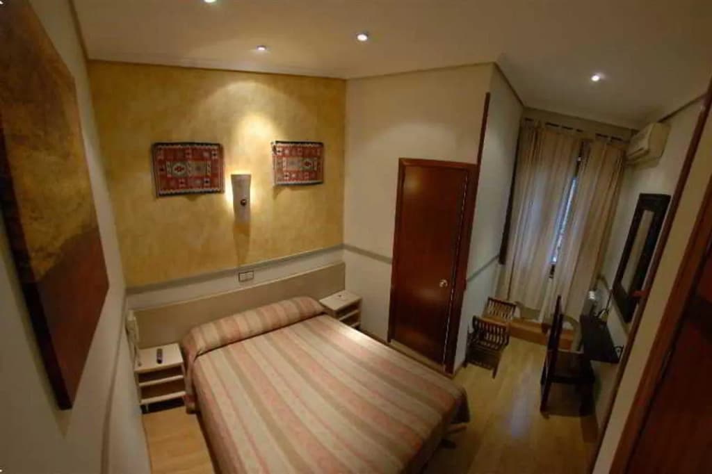 Hostal La Plata - photo 19