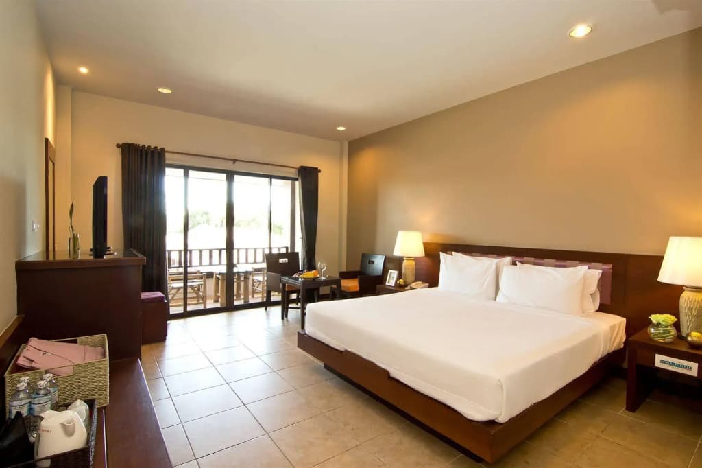 Rose Bay Resort - photo 5