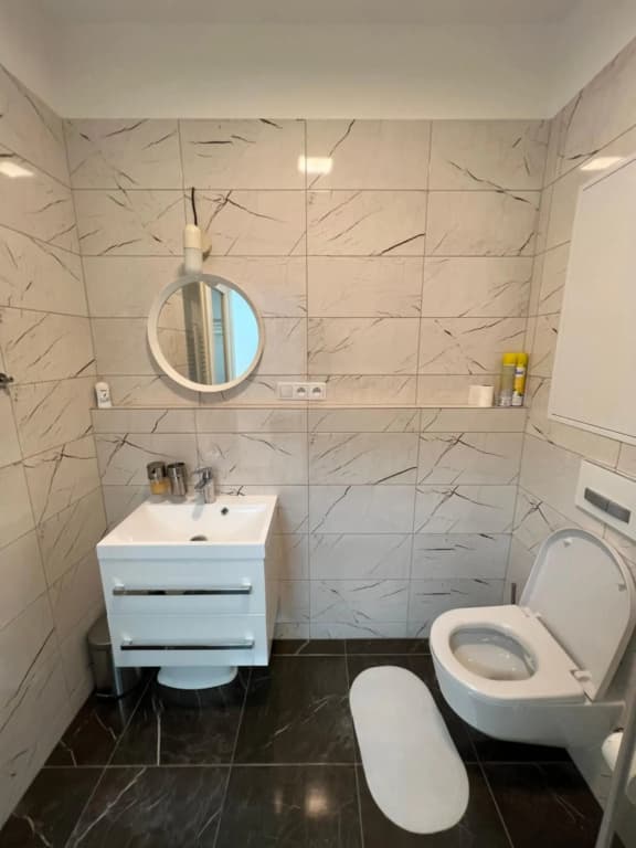 The Dante Prague Apartments - Family Apartments with FREE PARKING - photo 2