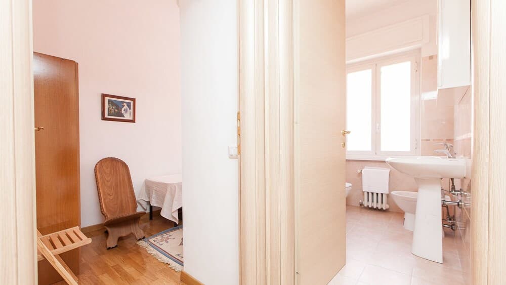 Guinizzelli Apartment - photo 8
