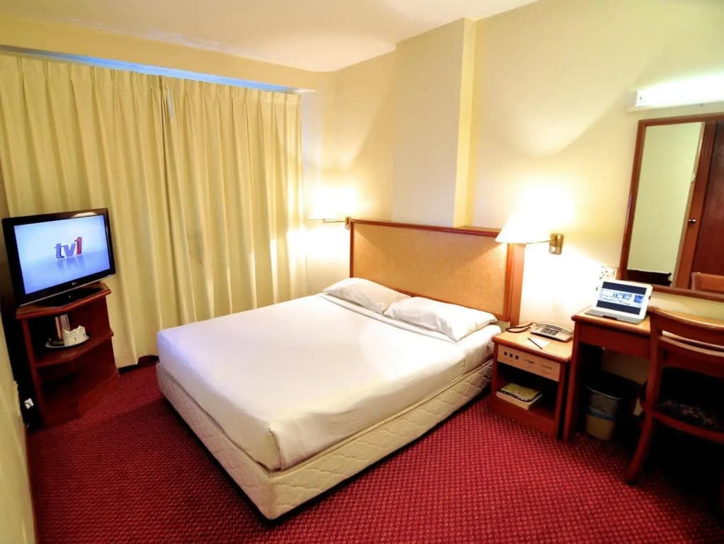 ZEN Rooms First Business Inn - photo 3