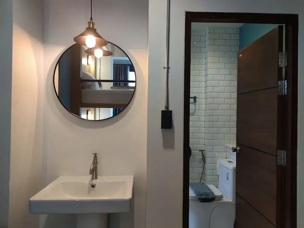 N5 Ratchawong Hostel - photo 9
