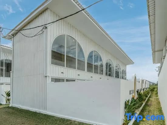 Cozy 1BR Villa With Private Pool in Balangan - photo 2