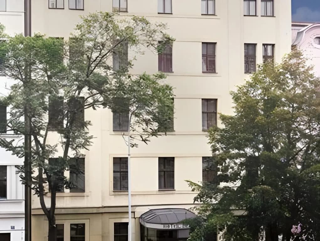 Hotel Lunik - photo 1