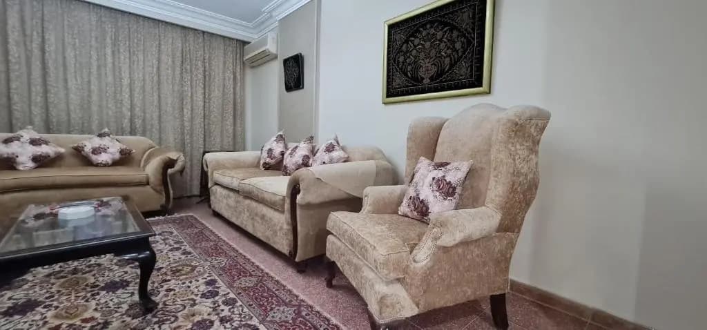 Comfy 2 Bedrooms Apartment in Cairo 98-4 - photo 2