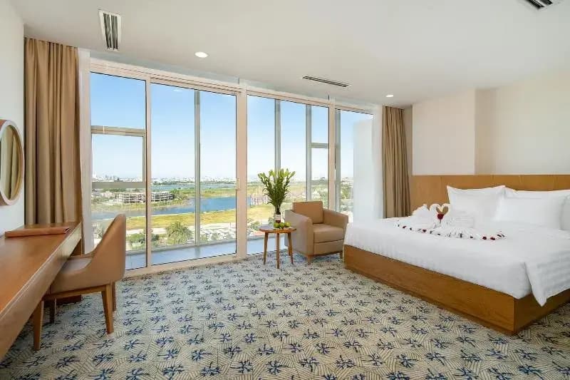 Lamanga Hotel & Suites Danang - photo 1