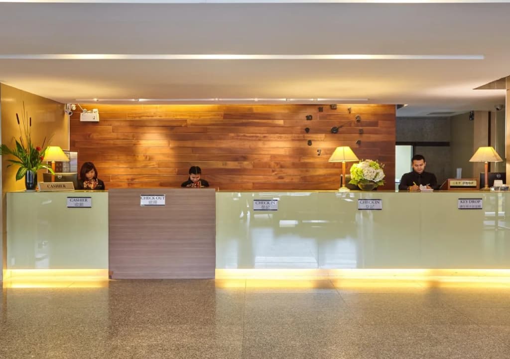 Bangkok Inter Place Hotel - photo 28