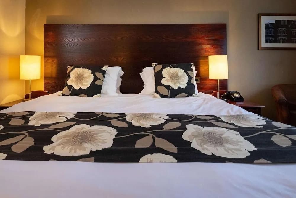 The Dukes Head Hotel - photo 6