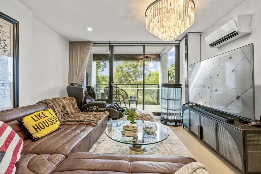 StayAU Modern Townhouse - photo 25