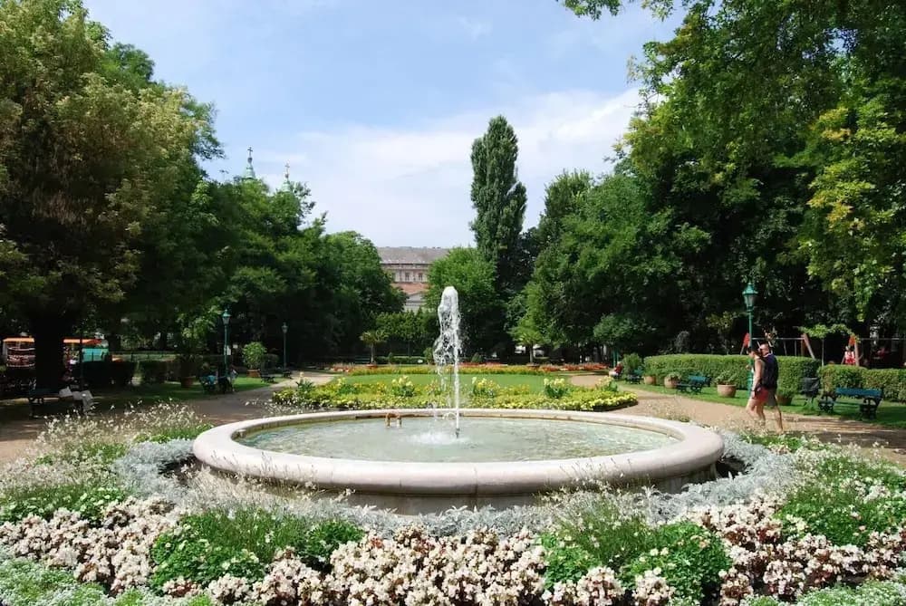 Budapest Passage - photo 11