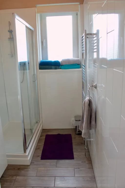 2 Bedroom Flat In Leafy Morningside - photo 8
