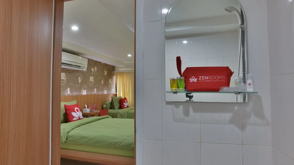 ZEN Rooms Kampung Bali Tanah Abang - photo 21