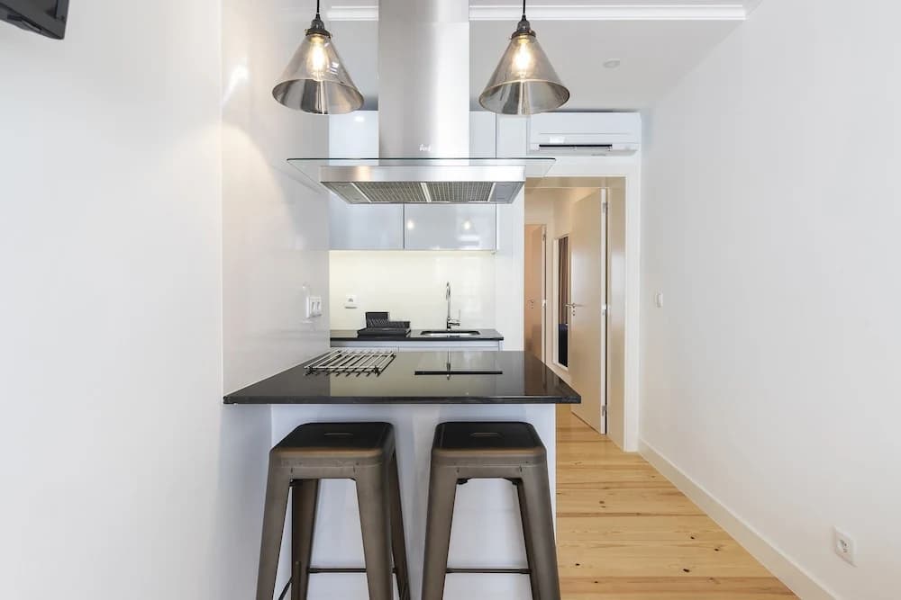 Lisbon Bica Suites Apartments - photo 18