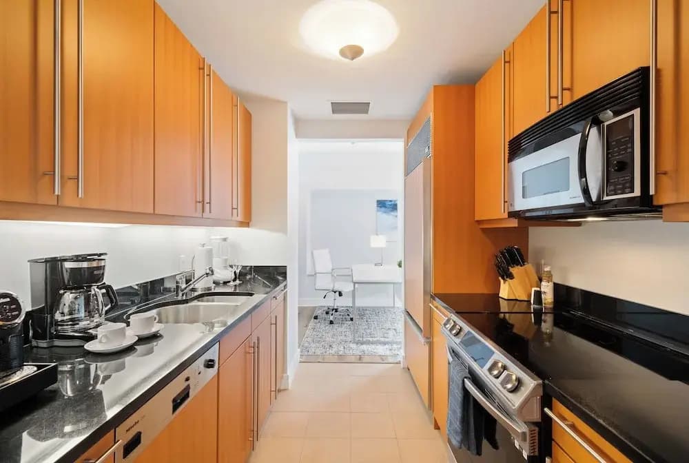 Casiola Residences at Four Seasons Miami Brickell - photo 12