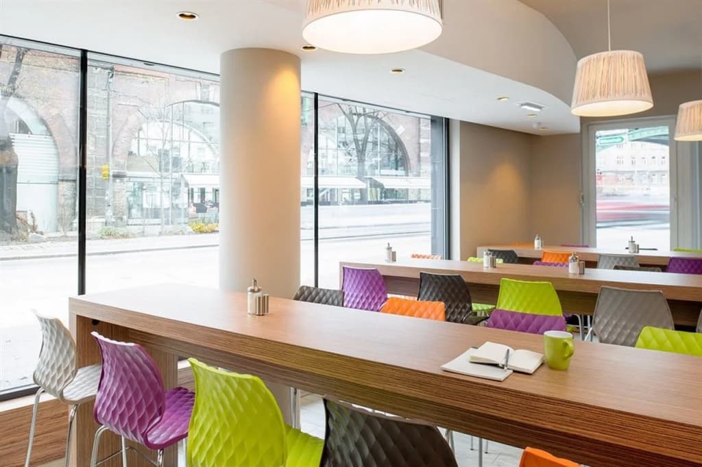 Ibis Styles Wien City - photo 21
