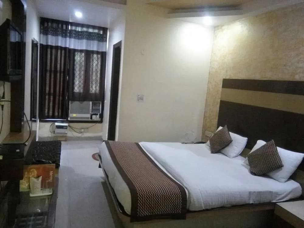Hotel Dwarkadhish Intercontinental - photo 3
