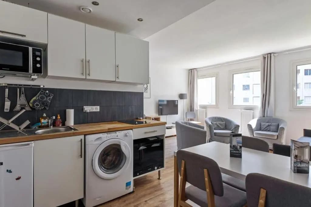 Sunny & quiet 2br near the Eiffel Tower Invalides Beaugrenelle Welkeys - photo 8