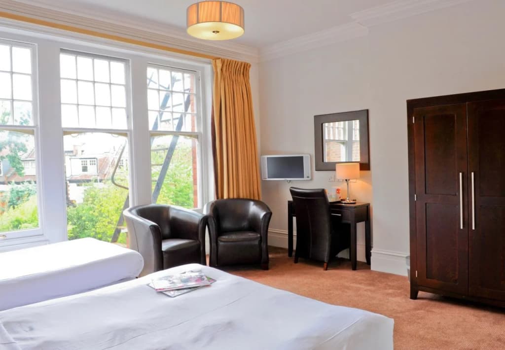 Raglan Hotel - photo 15