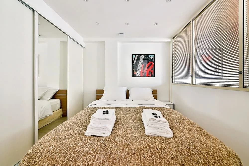 Luxury Apartment in the center of Paris - photo 5