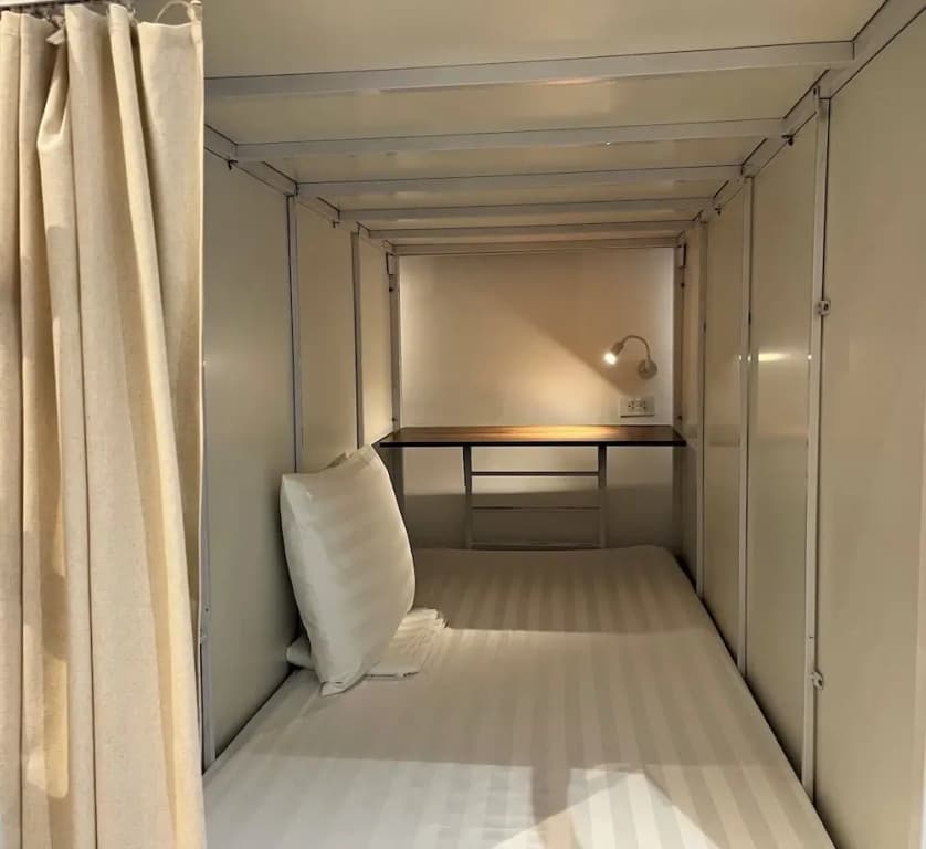 Urban Slumber Hostel - photo 8