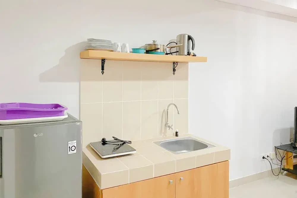 Homey and Modern 2BR Apartment at Royal Olive Residence - photo 18