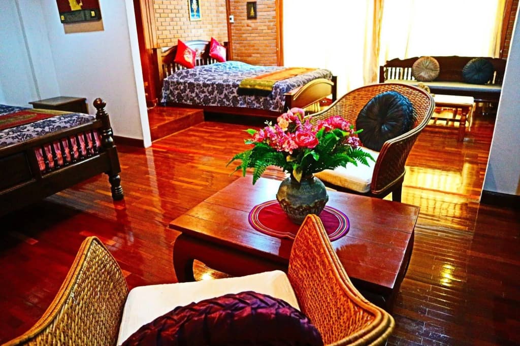 Mirrisa Ninman Hotel - photo 4