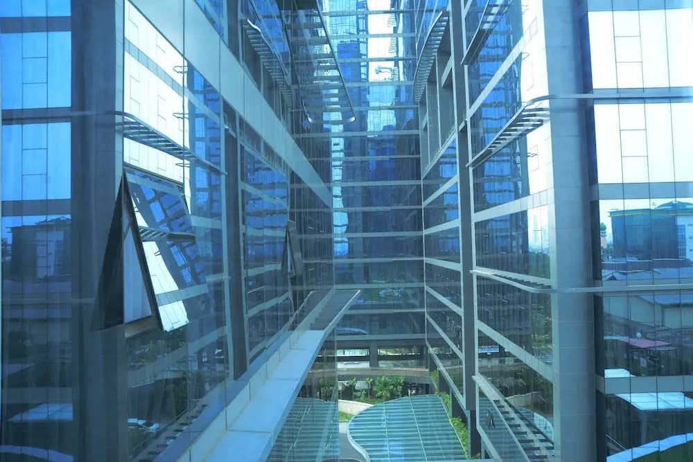 Comfy L'Avenue Apartment - photo 14