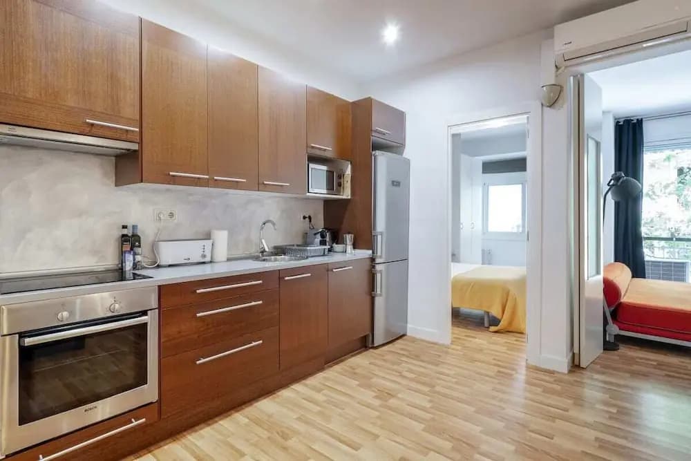 Lovely 1bed Apt W/balcony in Eixample - photo 15