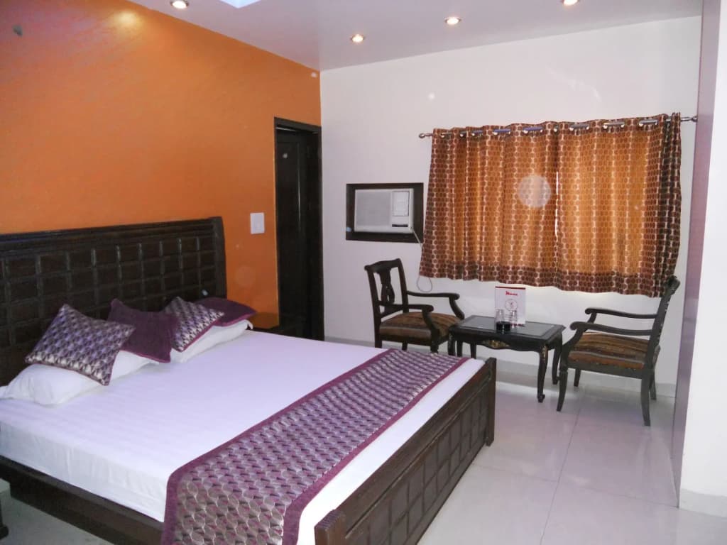 Hotel Amax Inn - photo 2