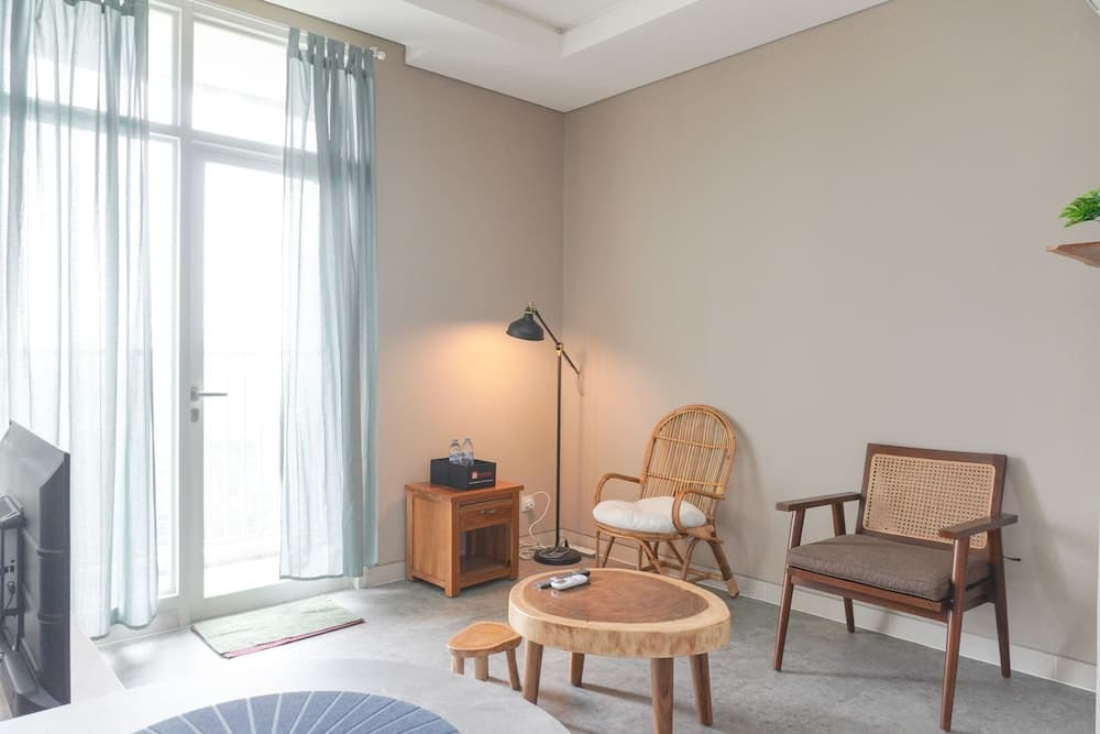 Good Deal And Restful 1Br Ciputra International Apartment - photo 18