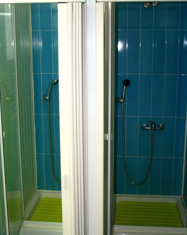 Locals Hostel & Suites - photo 8