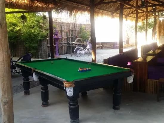Hangout - photo 2