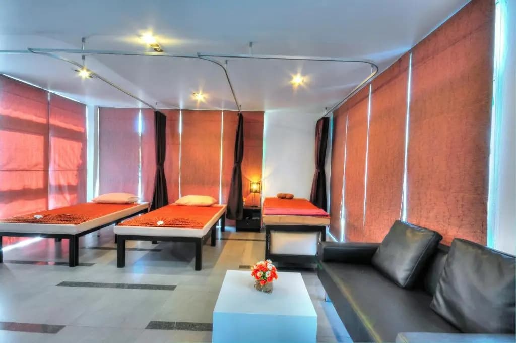 BS Premier Airport Hotel - photo 13